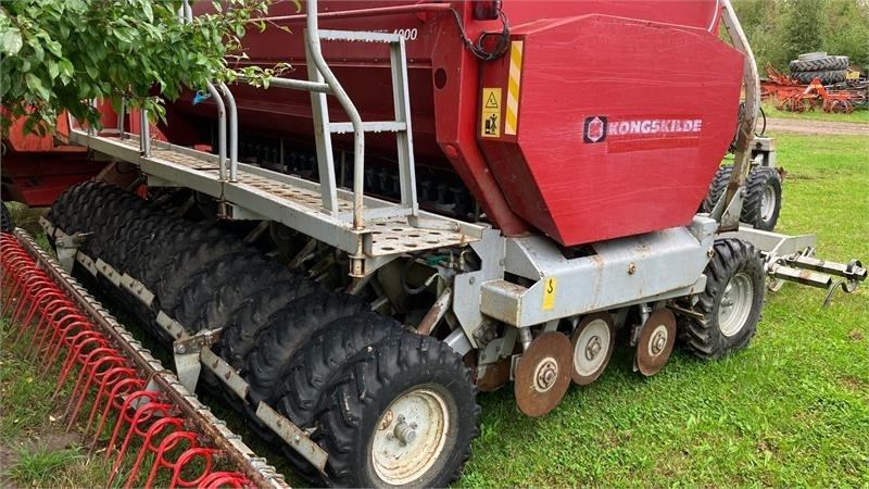 Kongskilde DEMETER MULTISEED 4000 - Semoir: photos 3 Kongskilde DEMETER MULTISEED 4000 - Semoir: photos 3