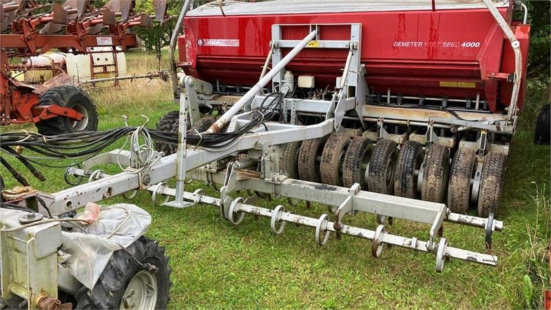Kongskilde DEMETER MULTISEED 4000 - Semoir: photos 1 Kongskilde DEMETER MULTISEED 4000 - Semoir: photos 1