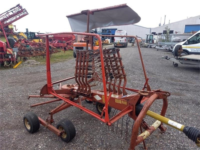 Kuhn GA 4101 GM - Faneuse: photos 1 Kuhn GA 4101 GM - Faneuse: photos 1