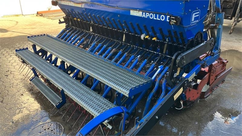 Kuhn HR 3001 M med Fiona Apollo - Combiné de semis: photos 4 Kuhn HR 3001 M med Fiona Apollo - Combiné de semis: photos 4