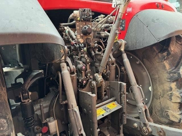 Massey Ferguson 7718S Dyna 6 Efficient inkl. FL4327 Frontlæsser - Tracteur agricole: photos 3 Massey Ferguson 7718S Dyna 6 Efficient inkl. FL4327 Frontlæsser - Tracteur agricole: photos 3