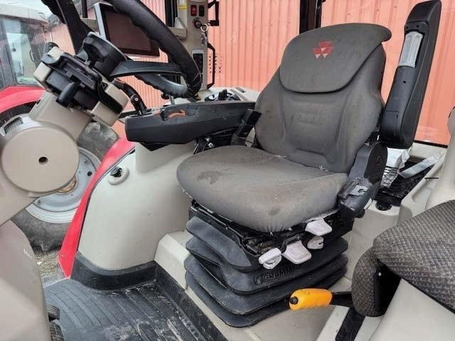 Massey Ferguson 7718S Dyna 6 Efficient inkl. FL4327 Frontlæsser - Tracteur agricole: photos 4 Massey Ferguson 7718S Dyna 6 Efficient inkl. FL4327 Frontlæsser - Tracteur agricole: photos 4