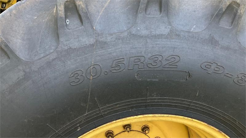 New Holland TX68 FSH - Moissonneuse-batteuse: photos 5 New Holland TX68 FSH - Moissonneuse-batteuse: photos 5