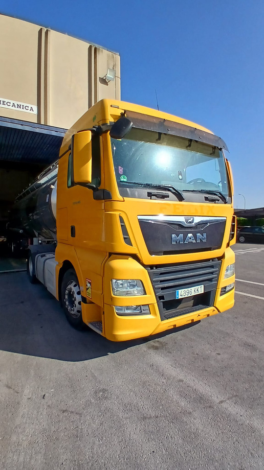 MAN TGX 460 - Tracteur routier: photos 2 MAN TGX 460 - Tracteur routier: photos 2