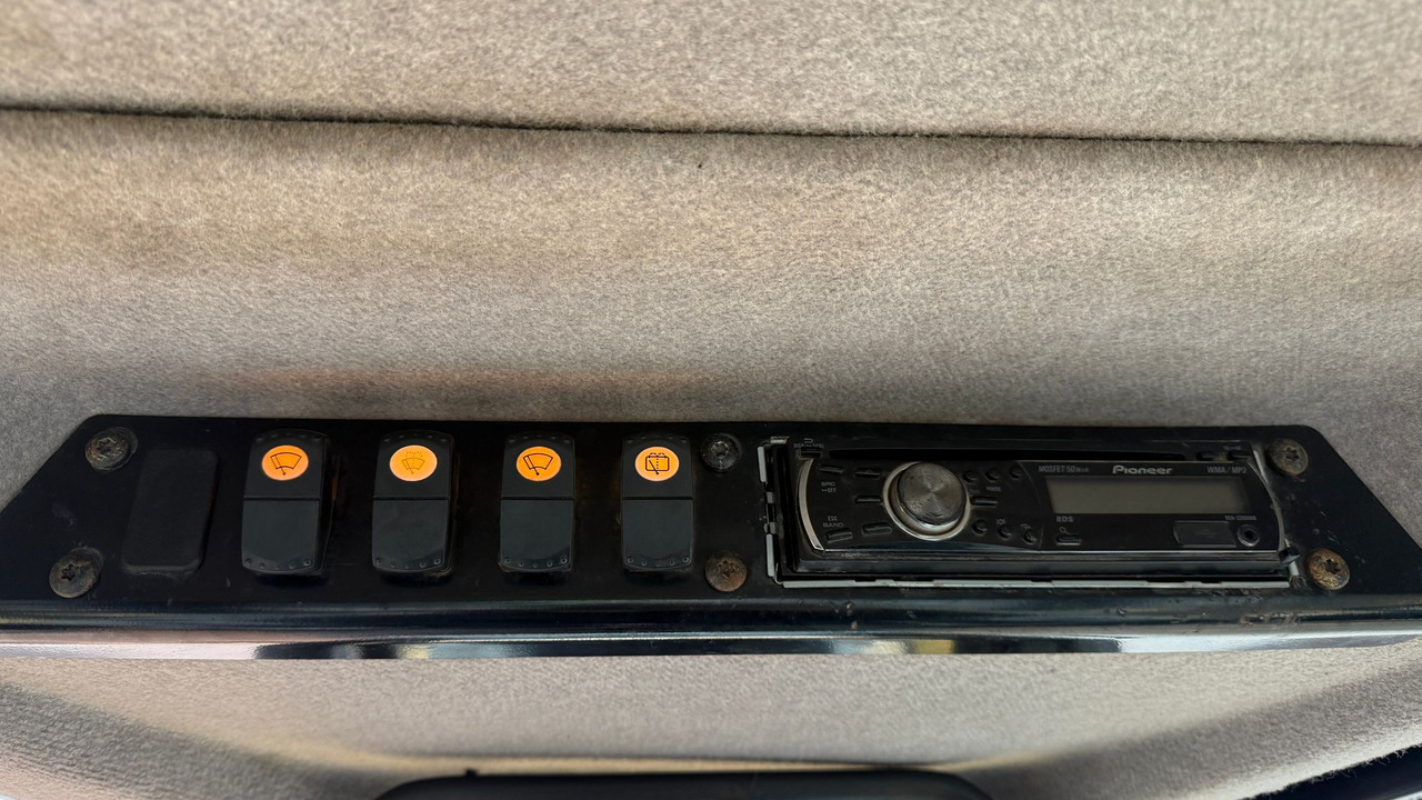 Bulldozer CAT D6N LGP: photos 13