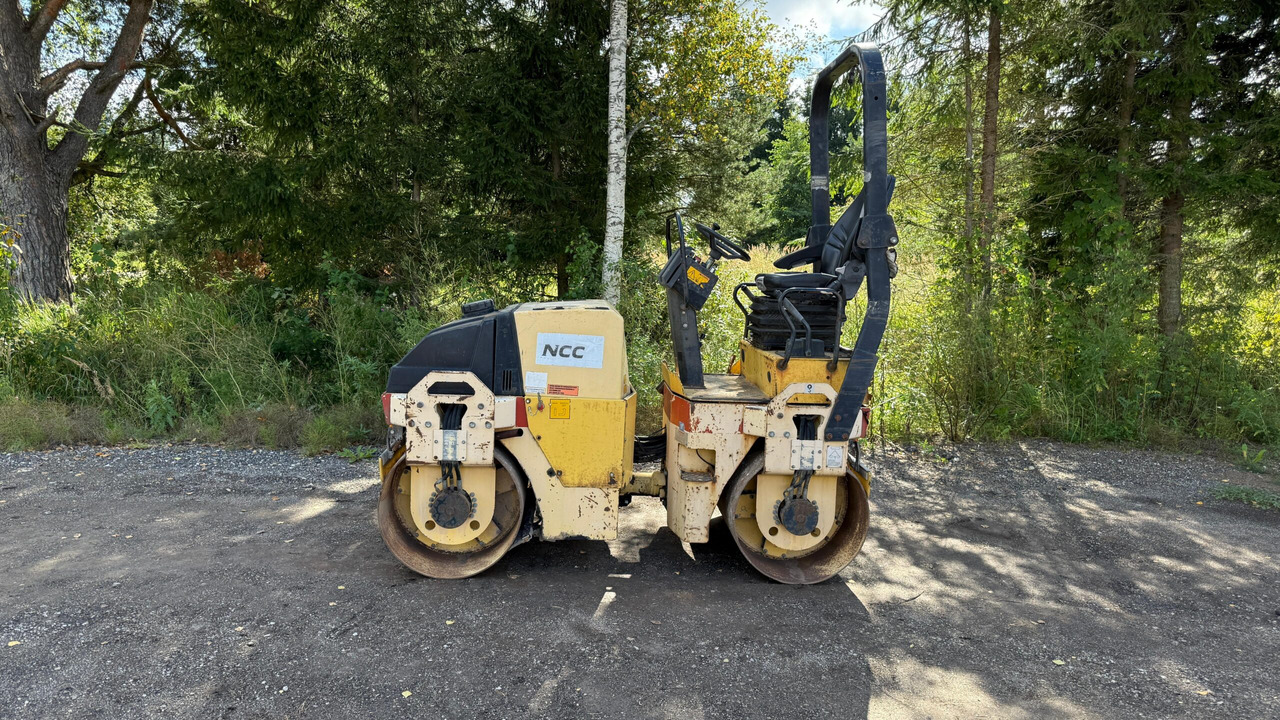 Dynapac CC122 - Rouleau compresseur: photos 2 Dynapac CC122 - Rouleau compresseur: photos 2