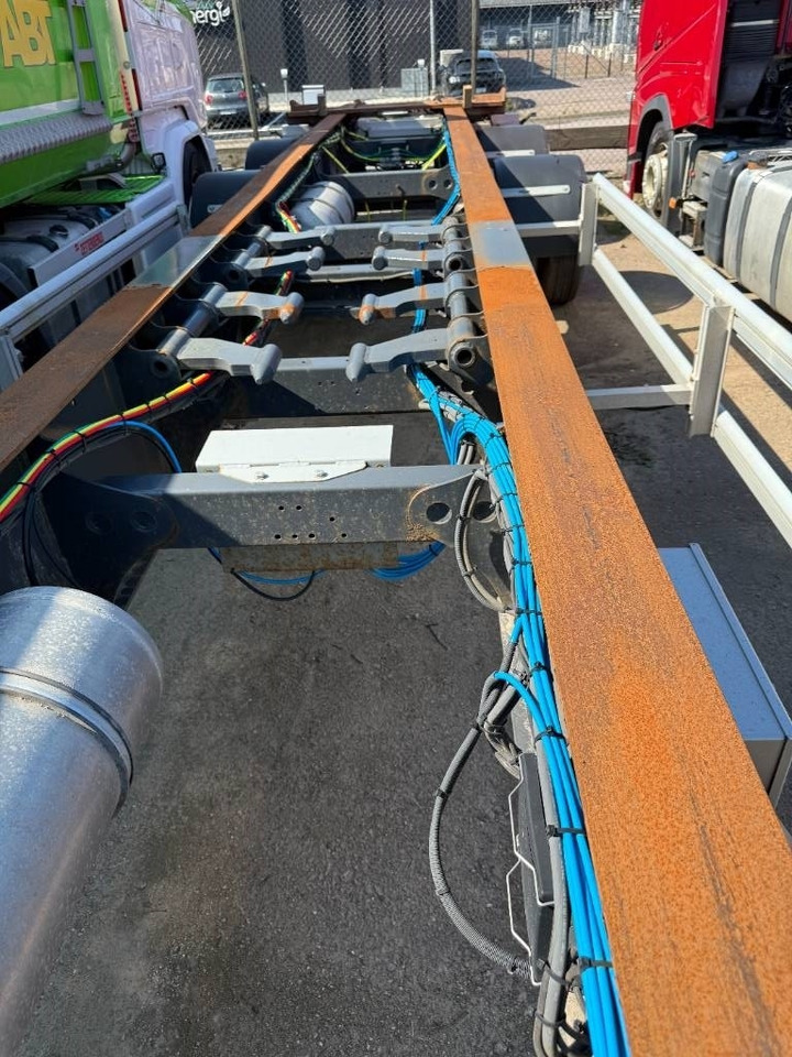 Kilafors Kilafors - Remorque porte-conteneur/ Caisse mobile: photos 3 Kilafors Kilafors - Remorque porte-conteneur/ Caisse mobile: photos 3