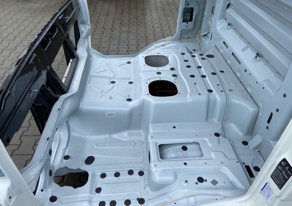 Kabina MAN TGL nowy model TGL3 2022 - Cabine pour Camion: photos 3 Kabina MAN TGL nowy model TGL3 2022 - Cabine pour Camion: photos 3