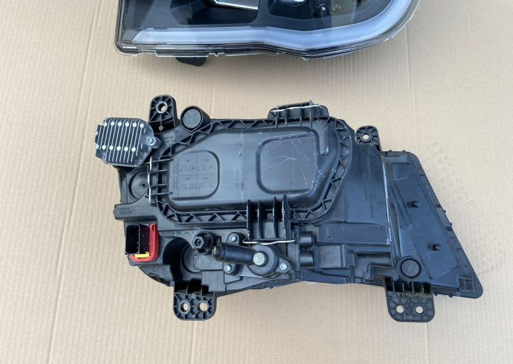 Lampa MAN TG3 TGX TGS nowy model reflektor LH - Feu avant pour Camion: photos 2 Lampa MAN TG3 TGX TGS nowy model reflektor LH - Feu avant pour Camion: photos 2