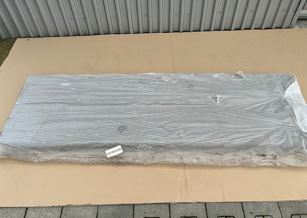 NOWY materac górny DAF XF 106 euro 6 - Cabine et intérieur pour Camion: photos 1 NOWY materac górny DAF XF 106 euro 6 - Cabine et intérieur pour Camion: photos 1