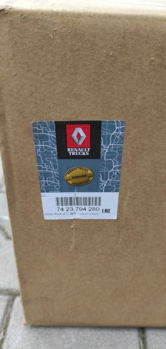 RENAULT GAMA T VOLVO FH4 MISKA OLEJOWA NOWA ORYGINAŁ 23794280 - Carter d'huile pour Camion: photos 4 RENAULT GAMA T VOLVO FH4 MISKA OLEJOWA NOWA ORYGINAŁ 23794280 - Carter d'huile pour Camion: photos 4