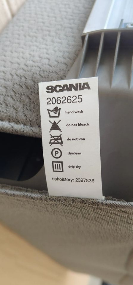 SCANIA R S ŁÓŻKO DOLNE 2062625 - Cabine et intérieur: photos 3 SCANIA R S ŁÓŻKO DOLNE 2062625 - Cabine et intérieur: photos 3
