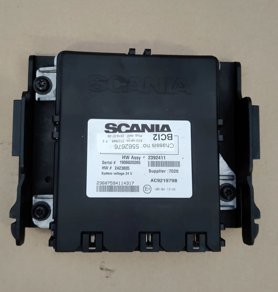 SCANIA R S STEROWNIK MODUŁ ZABUDOWY BCI2 2392411 2423805 - Bloc de gestion pour Camion: photos 1 SCANIA R S STEROWNIK MODUŁ ZABUDOWY BCI2 2392411 2423805 - Bloc de gestion pour Camion: photos 1