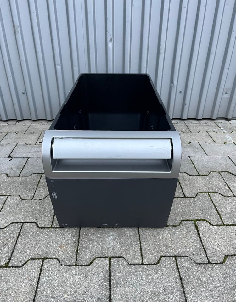 Schowek pod łóżko DAF XF 106 euro 6 szuflada box - Cabine et intérieur pour Camion: photos 1 Schowek pod łóżko DAF XF 106 euro 6 szuflada box - Cabine et intérieur pour Camion: photos 1