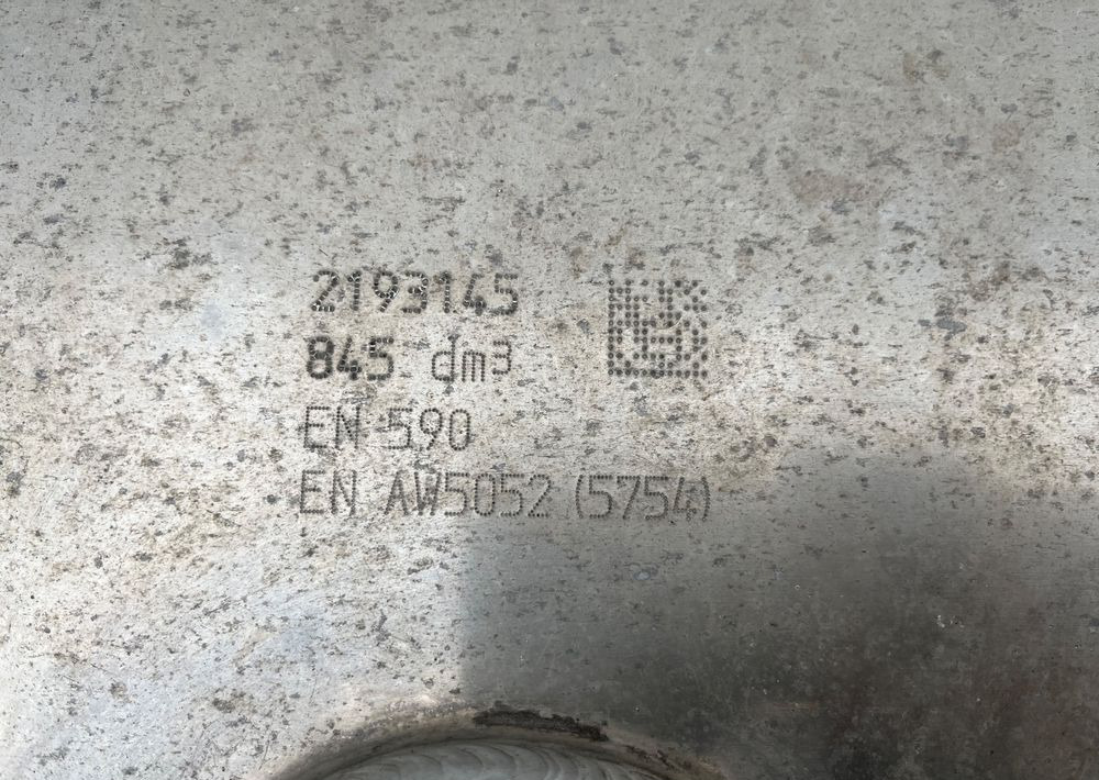 Zbiornik paliwa DAF XG XF CF 845 litrów bak - Préparation du carburant pour Camion: photos 4 Zbiornik paliwa DAF XG XF CF 845 litrów bak - Préparation du carburant pour Camion: photos 4