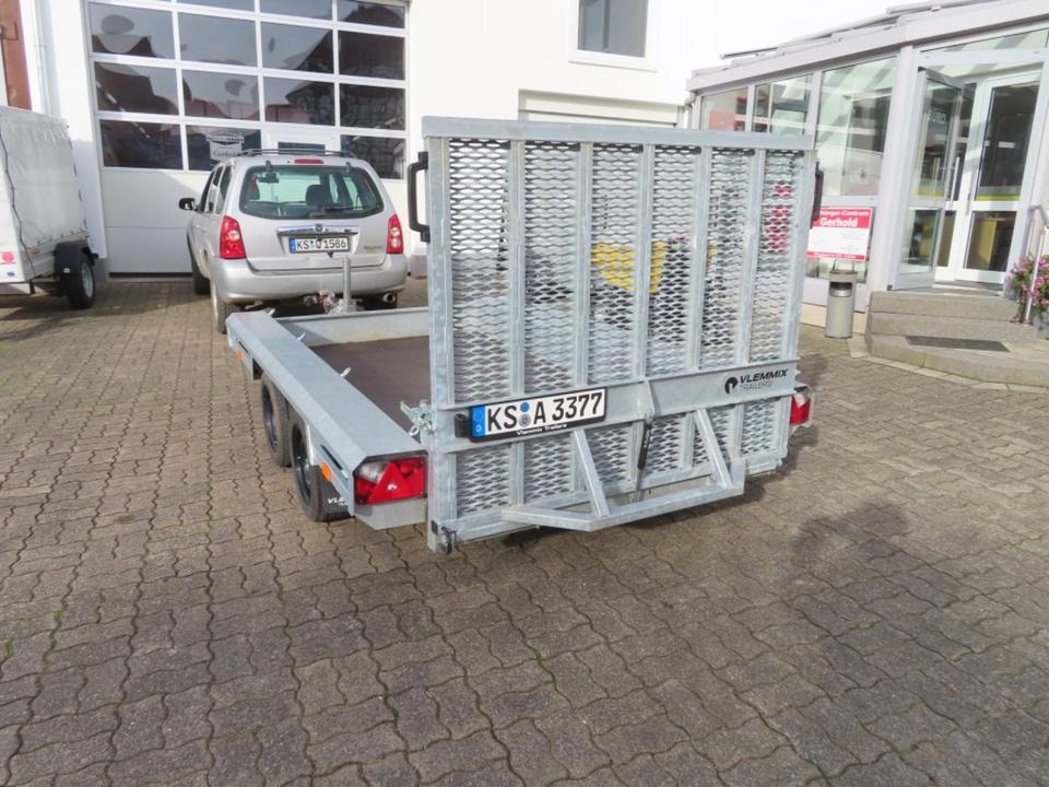 Bau- Maschinentransporte 2,7t Minibagger PKW-Anhänger - Remorque porte engin: photos 5 Bau- Maschinentransporte 2,7t Minibagger PKW-Anhänger - Remorque porte engin: photos 5