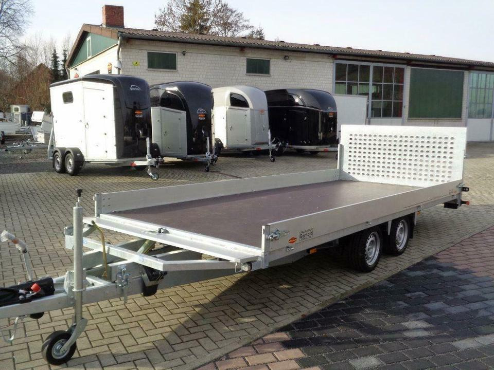 Böckmann PKW-Anhänger Universaltransporter kippbar 3,5t - Remorque plateau: photos 2 Böckmann PKW-Anhänger Universaltransporter kippbar 3,5t - Remorque plateau: photos 2