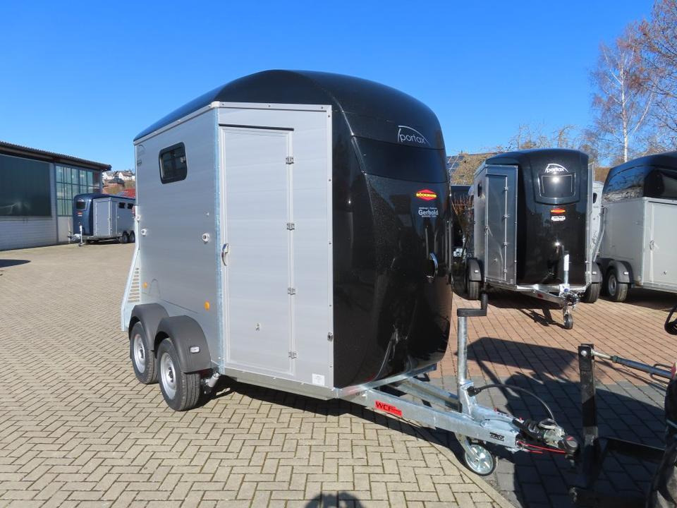 Böckmann Portax SKA 2024 Neuheit Pferdeanhänger Sattelkammer - Van chevaux: photos 1 Böckmann Portax SKA 2024 Neuheit Pferdeanhänger Sattelkammer - Van chevaux: photos 1