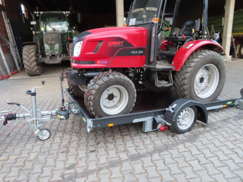 PKW Anhänger, Unsinn, Absenkanhänger UA 3118-18-13, 100 km/h - Remorque voiture: photos 1 PKW Anhänger, Unsinn, Absenkanhänger UA 3118-18-13, 100 km/h - Remorque voiture: photos 1