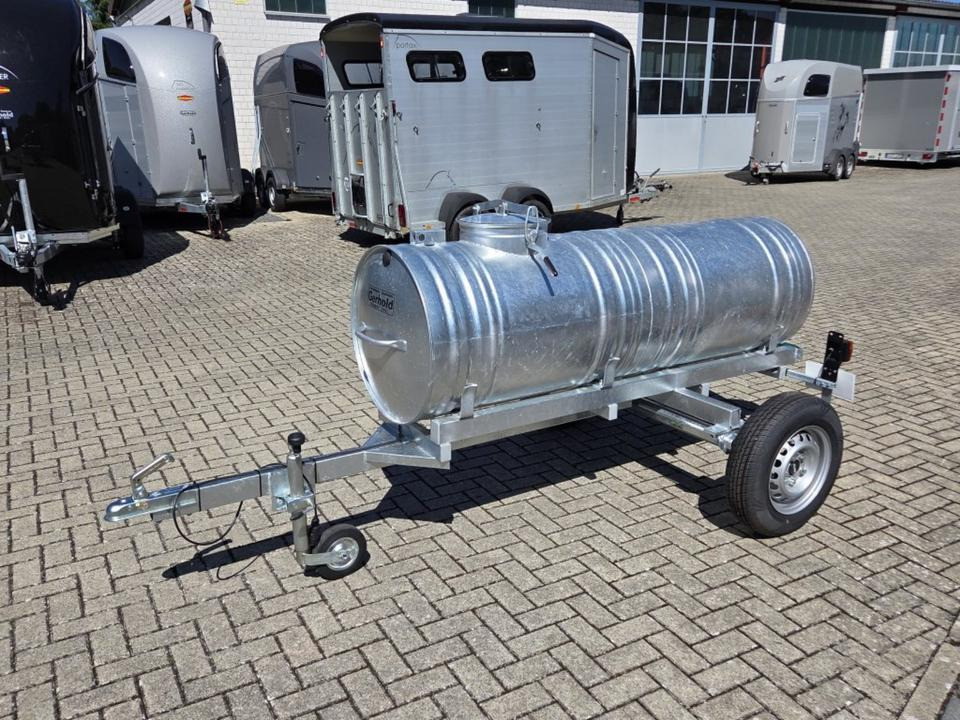 Wasserfass Verzinkt 600l Tränke Fahrgestell Beleuchtung - Remorque citerne: photos 1 Wasserfass Verzinkt 600l Tränke Fahrgestell Beleuchtung - Remorque citerne: photos 1
