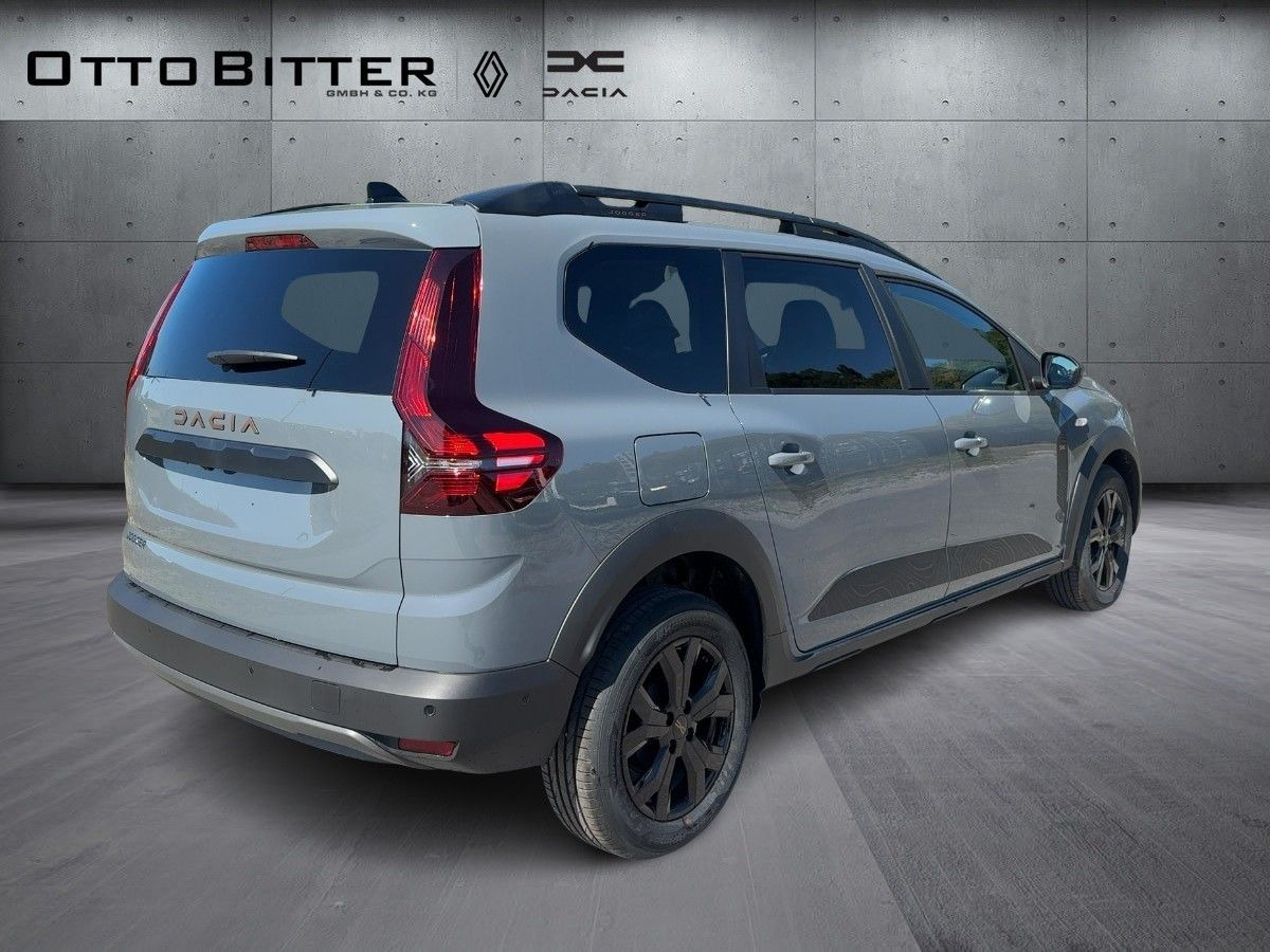 Dacia Jogger Extreme TCe110 5-Sitze CITY-PAKET/NAVI - Voiture break: photos 4 Dacia Jogger Extreme TCe110 5-Sitze CITY-PAKET/NAVI - Voiture break: photos 4
