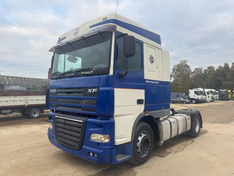 DAF 105 XF 460 Space Cab (GOOD CONDITION / BON ETAT) - Tracteur routier: photos 1 DAF 105 XF 460 Space Cab (GOOD CONDITION / BON ETAT) - Tracteur routier: photos 1