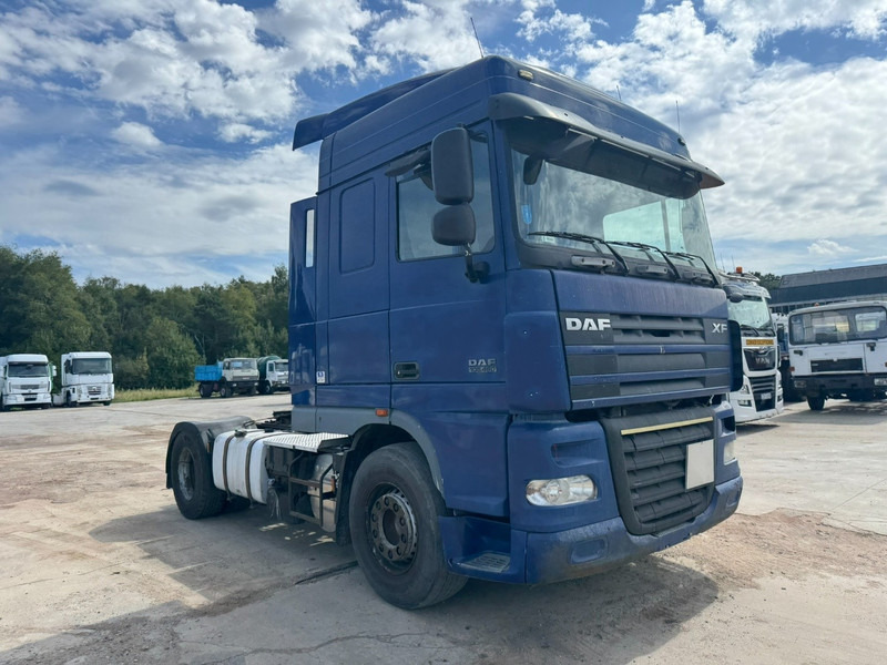 DAF 105 XF 460 Space Cab (MANUAL GEARBOX / BOITE MANUELLE) - Tracteur routier: photos 3 DAF 105 XF 460 Space Cab (MANUAL GEARBOX / BOITE MANUELLE) - Tracteur routier: photos 3