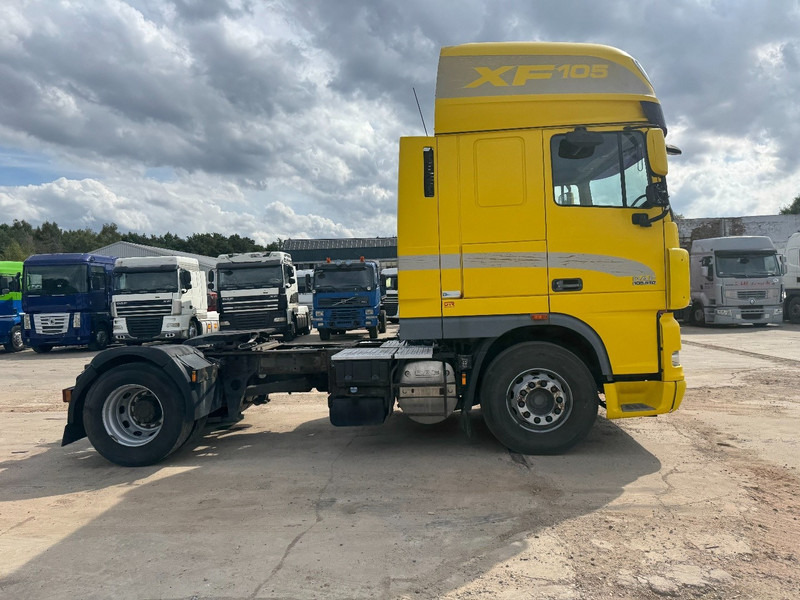 DAF 105 XF 510 Super Space Cab (MANUAL GEARBOX / BOITE MANUELLE / PERFECT) - Tracteur routier: photos 4 DAF 105 XF 510 Super Space Cab (MANUAL GEARBOX / BOITE MANUELLE / PERFECT) - Tracteur routier: photos 4