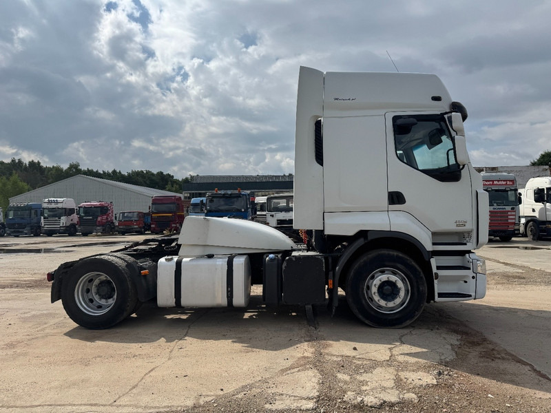 Renault Premium 450 DXI (MANUAL GEARBOX / BOITE MANUELLE / PERFECT CONDITION) - Tracteur routier: photos 4 Renault Premium 450 DXI (MANUAL GEARBOX / BOITE MANUELLE / PERFECT CONDITION) - Tracteur routier: photos 4