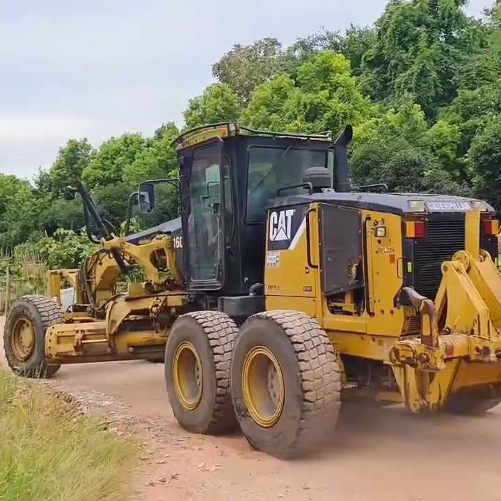 100% Original USA Used Caterpillar 160M with Very Few Hours of Use Used CAT160M Motor Grader in Very Good Condition for Sale! - Niveleuse: photos 1 100% Original USA Used Caterpillar 160M with Very Few Hours of Use Used CAT160M Motor Grader in Very Good Condition for Sale! - Niveleuse: photos 1