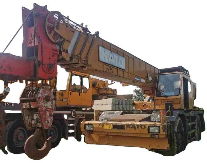 50 Ton Japan KATO Rough Crane Used 50 Ton KATO Truck Crane for Sale - Grue tout-terrain: photos 1 50 Ton Japan KATO Rough Crane Used 50 Ton KATO Truck Crane for Sale - Grue tout-terrain: photos 1
