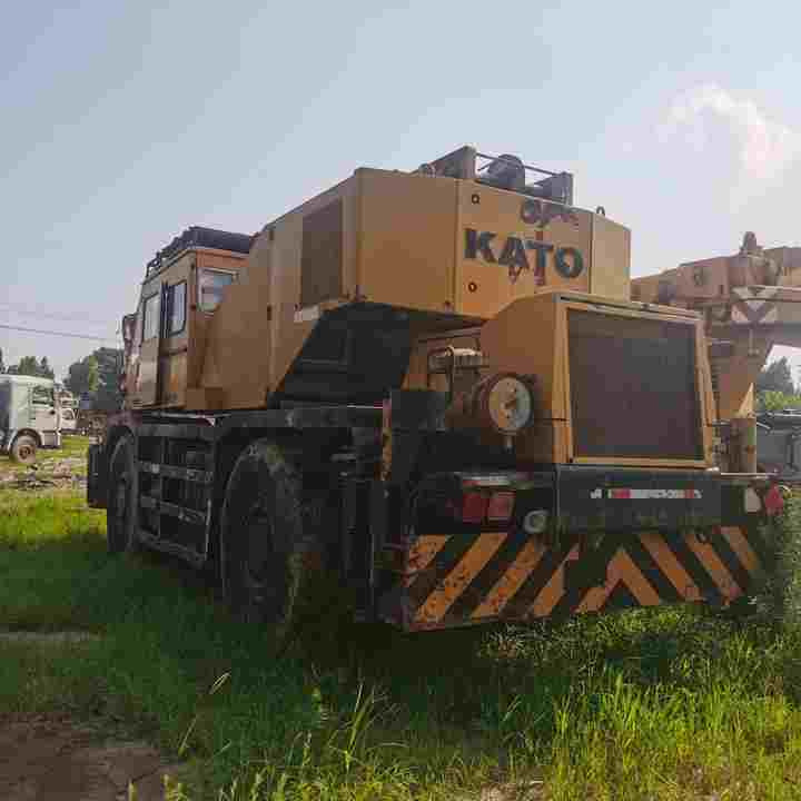 50 Ton Japan KATO Rough Crane Used 50 Ton KATO Truck Crane for Sale - Grue tout-terrain: photos 3 50 Ton Japan KATO Rough Crane Used 50 Ton KATO Truck Crane for Sale - Grue tout-terrain: photos 3