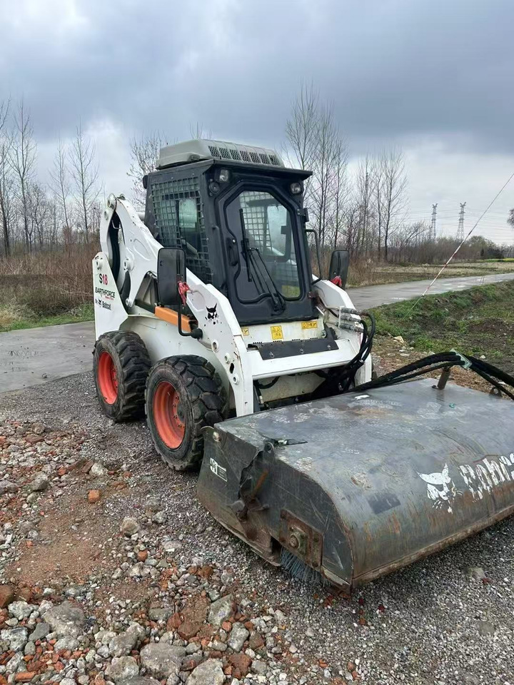 BOBCAT S18 - Mini chargeuse: photos 5 BOBCAT S18 - Mini chargeuse: photos 5
