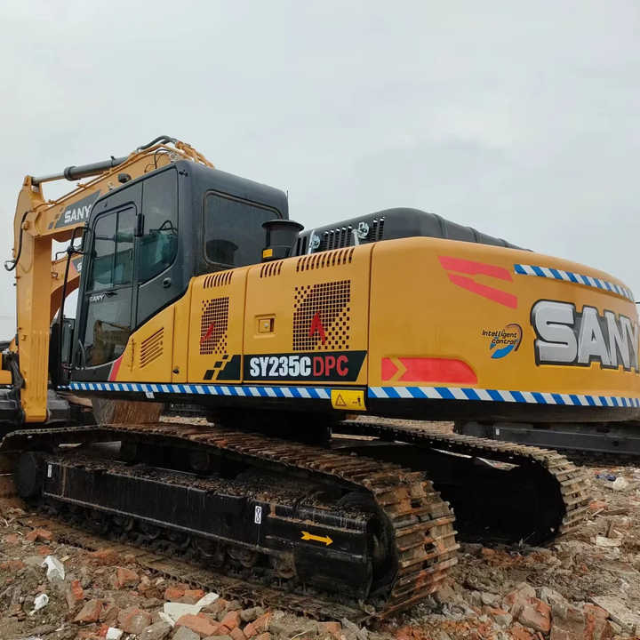 China Brand Used Sany Sy235c Mini Excavator 6ton Crawler Earth Digger Machine for Sale - Pelle sur chenille: photos 1 China Brand Used Sany Sy235c Mini Excavator 6ton Crawler Earth Digger Machine for Sale - Pelle sur chenille: photos 1