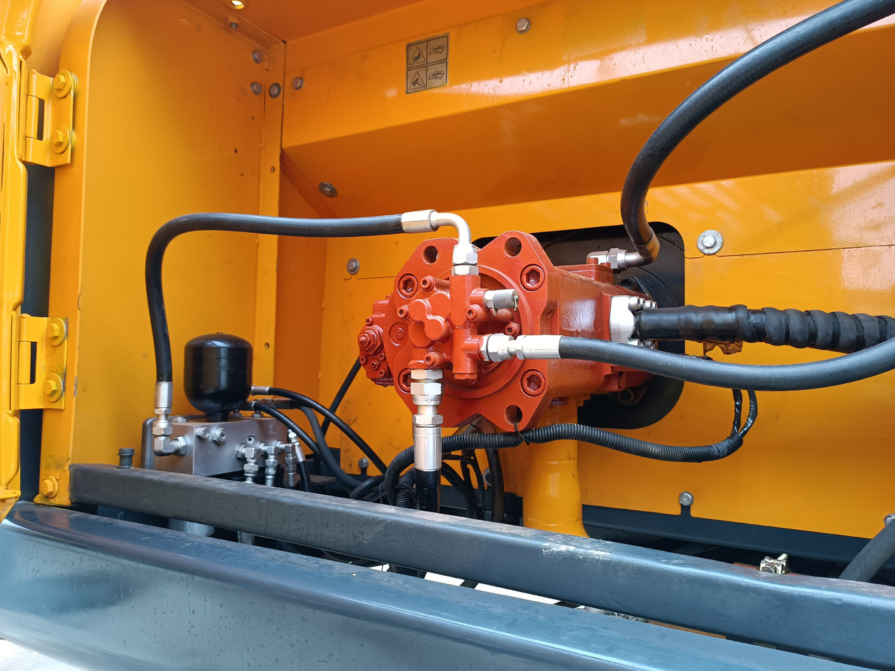 Engins de chantier HYUNDAI 305-9t [ Copy ]: photos 13