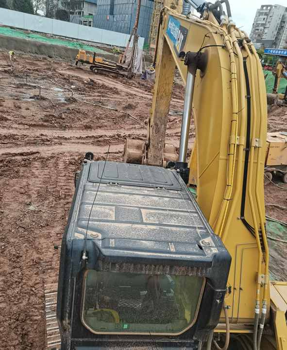 Good Condition Used CAT Excavator Japan 330GC Original Used Excavator Cat 330GC in Stock - Pelle sur chenille: photos 5 Good Condition Used CAT Excavator Japan 330GC Original Used Excavator Cat 330GC in Stock - Pelle sur chenille: photos 5