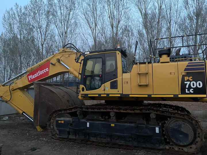 Good Condition Used Komatsu700 Komastu Pc700 Excavator Machine for Cheap Price Hot Sale in China - Pelle sur chenille: photos 4 Good Condition Used Komatsu700 Komastu Pc700 Excavator Machine for Cheap Price Hot Sale in China - Pelle sur chenille: photos 4
