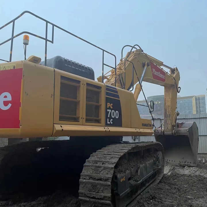 Good Condition Used Komatsu700 Komastu Pc700 Excavator Machine for Cheap Price Hot Sale in China - Pelle sur chenille: photos 5 Good Condition Used Komatsu700 Komastu Pc700 Excavator Machine for Cheap Price Hot Sale in China - Pelle sur chenille: photos 5