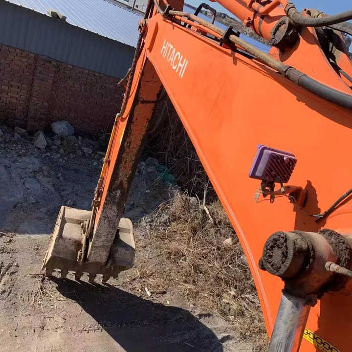 HITACHI ZX300 Excavator, Original Japan Surplus Hitachi ZX300 for Sale - Pelle: photos 5 HITACHI ZX300 Excavator, Original Japan Surplus Hitachi ZX300 for Sale - Pelle: photos 5