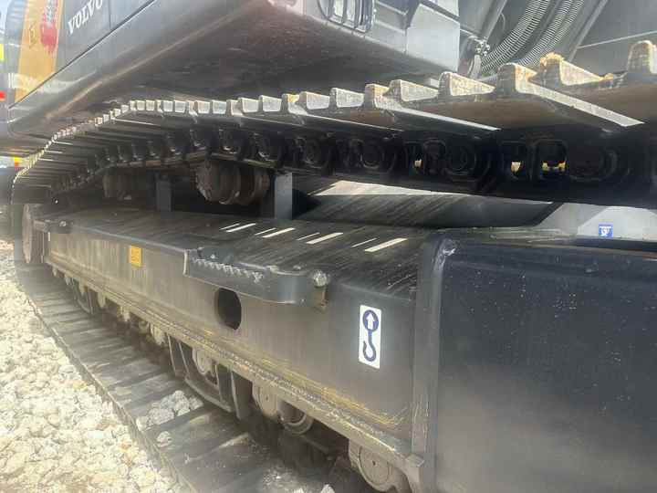 High Quality volvo  EC240 Construction Machinery Low Hours 21ton Used volvo Excavator for Sale [ Copy ] [ Copy ] [ Copy ] [ Copy ] en crédit-bail High Quality volvo  EC240 Construction Machinery Low Hours 21ton Used volvo Excavator for Sale [ Copy ] [ Copy ] [ Copy ] [ Copy ]: photos 6