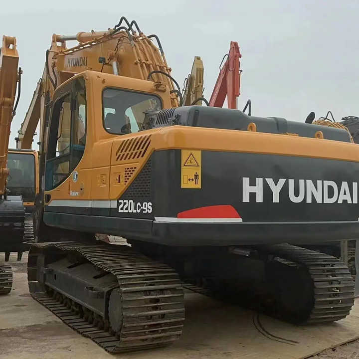Hyundai Digger 220lc-9s Second Hand Korea Made High Performance Machine Hyundai Excavator for Sale - Pelle sur chenille: photos 5 Hyundai Digger 220lc-9s Second Hand Korea Made High Performance Machine Hyundai Excavator for Sale - Pelle sur chenille: photos 5