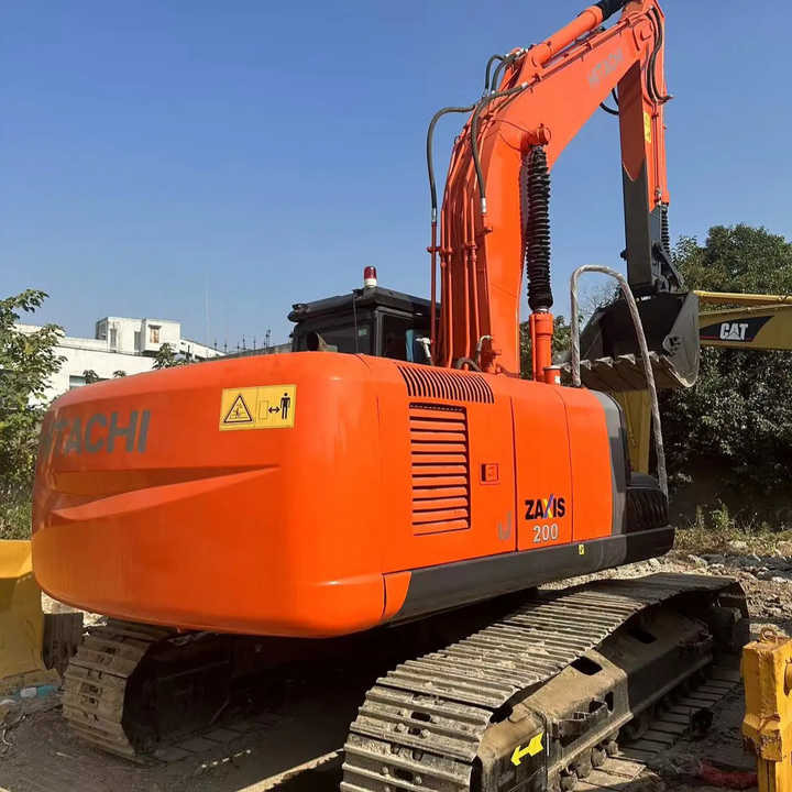 Original Japan Hitachi ZX200-3 Excavator Hitachi Excavator in Low Price for Hot Sale - Pelle sur chenille: photos 2 Original Japan Hitachi ZX200-3 Excavator Hitachi Excavator in Low Price for Hot Sale - Pelle sur chenille: photos 2