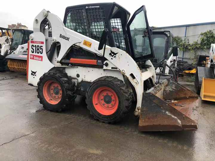 Used Bob Cat Bob Cat S185 Used Mini Skid Steer Wheel Loader Multifunctional Track Loaders Bobcat - Mini chargeuse: photos 5 Used Bob Cat Bob Cat S185 Used Mini Skid Steer Wheel Loader Multifunctional Track Loaders Bobcat - Mini chargeuse: photos 5