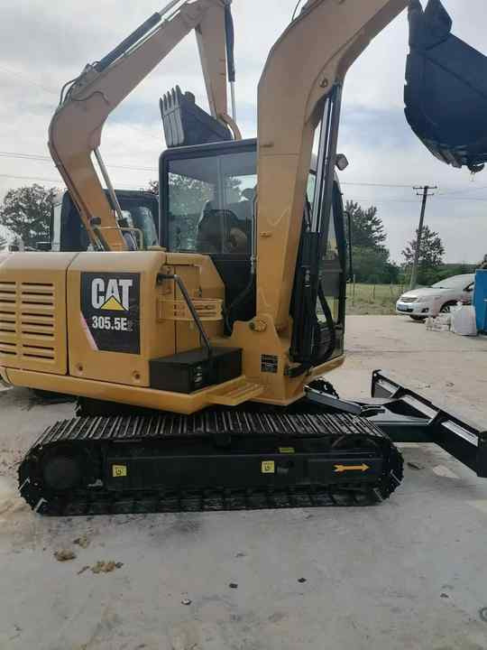 Used CAT 305.5E 5T Second Hand Japan Original MINI Excavator Mining Construction Excavators Hot Sale 306 307 308 Small Mini 6t - Mini pelle: photos 3 Used CAT 305.5E 5T Second Hand Japan Original MINI Excavator Mining Construction Excavators Hot Sale 306 307 308 Small Mini 6t - Mini pelle: photos 3