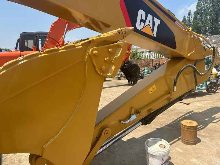 Used Caterpillar Excavators 320D Good Condition Used Excavators for Sale Second Hand Machine CAT Caterpillar 320D Excavadoras - Pelle: photos 4 Used Caterpillar Excavators 320D Good Condition Used Excavators for Sale Second Hand Machine CAT Caterpillar 320D Excavadoras - Pelle: photos 4