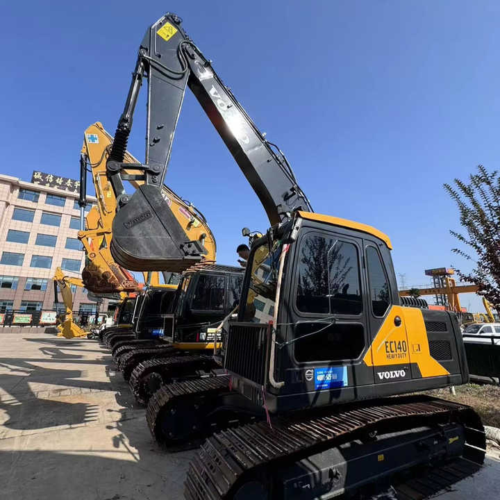 Used Digger VOLVO EC140 Construction Machinery Construction Digger Used VOLVO EC140 Cheap Excavator - Pelle sur chenille: photos 1 Used Digger VOLVO EC140 Construction Machinery Construction Digger Used VOLVO EC140 Cheap Excavator - Pelle sur chenille: photos 1