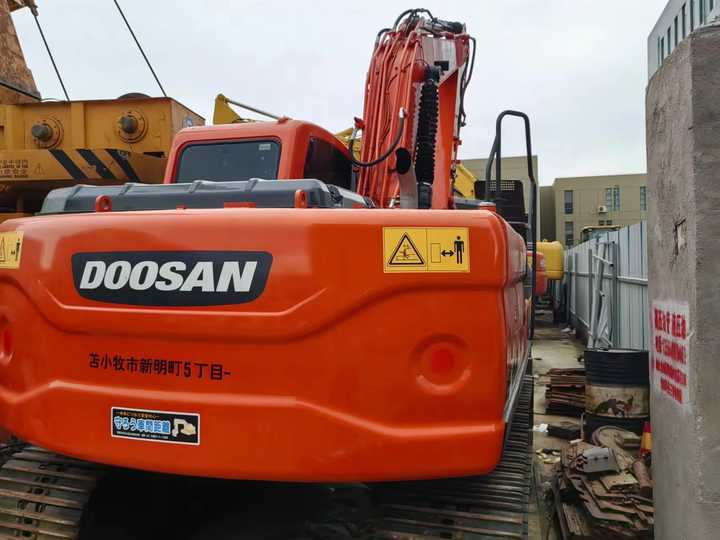 Used Doosan Hydraulic Excavator DX140 Low Price Korea Doosan DX140-9 Used Excavator for Sale - Pelle: photos 4 Used Doosan Hydraulic Excavator DX140 Low Price Korea Doosan DX140-9 Used Excavator for Sale - Pelle: photos 4
