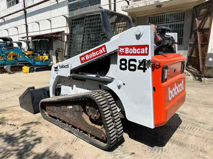 Used Heavy Construction Equipment Crawler bobcat T864 Second Hand Smaller Skid Steers Used Machine for Sale - Mini chargeuse: photos 4 Used Heavy Construction Equipment Crawler bobcat T864 Second Hand Smaller Skid Steers Used Machine for Sale - Mini chargeuse: photos 4