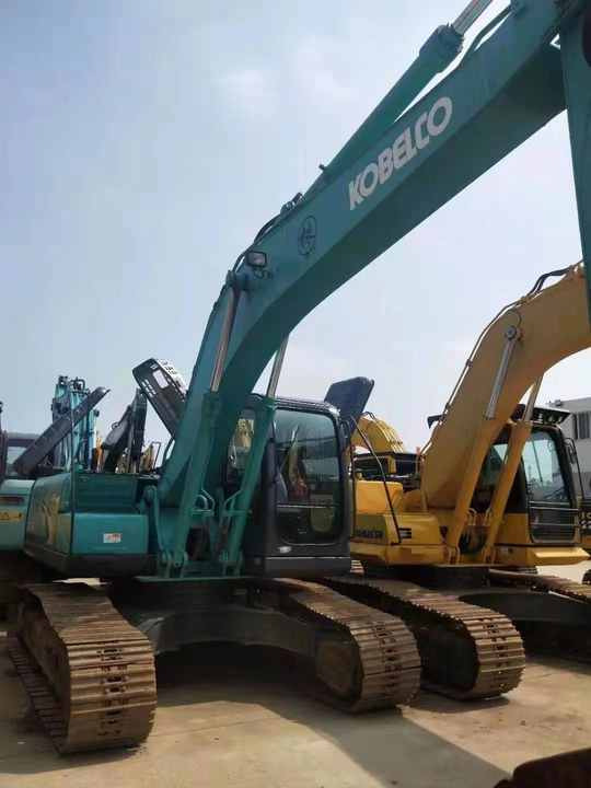 Used High-quality Original Japan Kobelco SK210-8 Crawler Excavator in Hefei - Pelle: photos 4 Used High-quality Original Japan Kobelco SK210-8 Crawler Excavator in Hefei - Pelle: photos 4