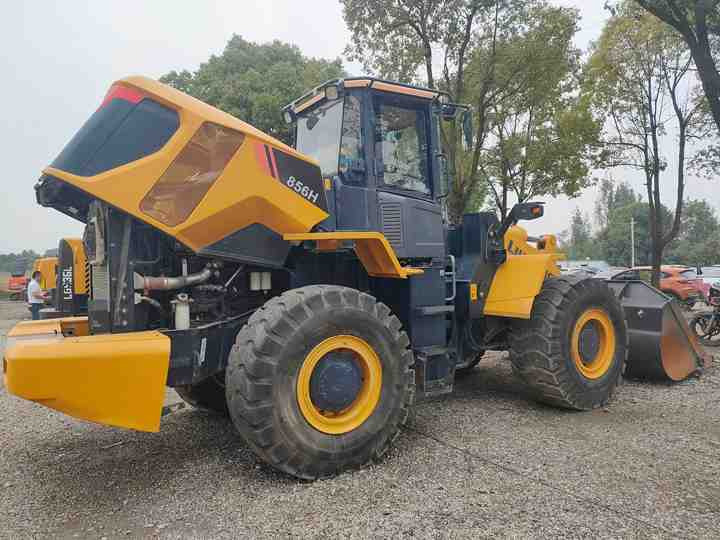 Used LIUGONG 856H wheel in Good Condition for sale 90%new uesd Loader liugong 856h Used Loader For Sale - Chargeuse sur pneus: photos 4 Used LIUGONG 856H wheel in Good Condition for sale 90%new uesd Loader liugong 856h Used Loader For Sale - Chargeuse sur pneus: photos 4
